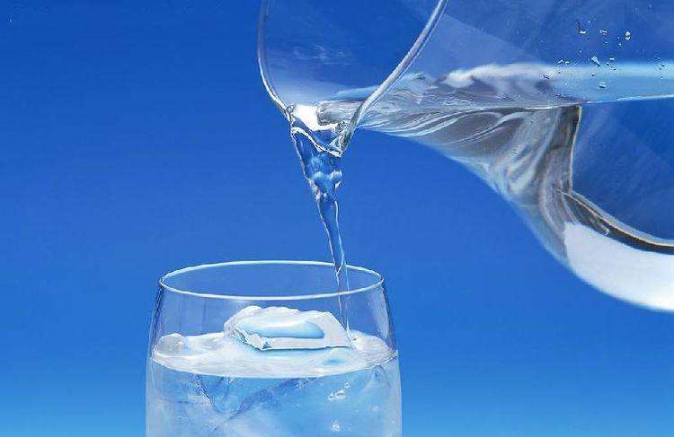 喝水哪个时间点喝水对身体好？